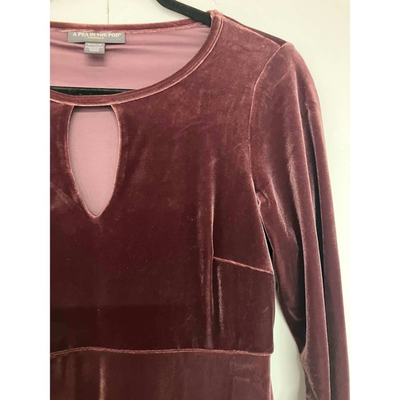 A Pea in the Pod Maternity Velvet Keyhole Long Sleeve Dress Plum Medium 348 - Picture 3 of 9